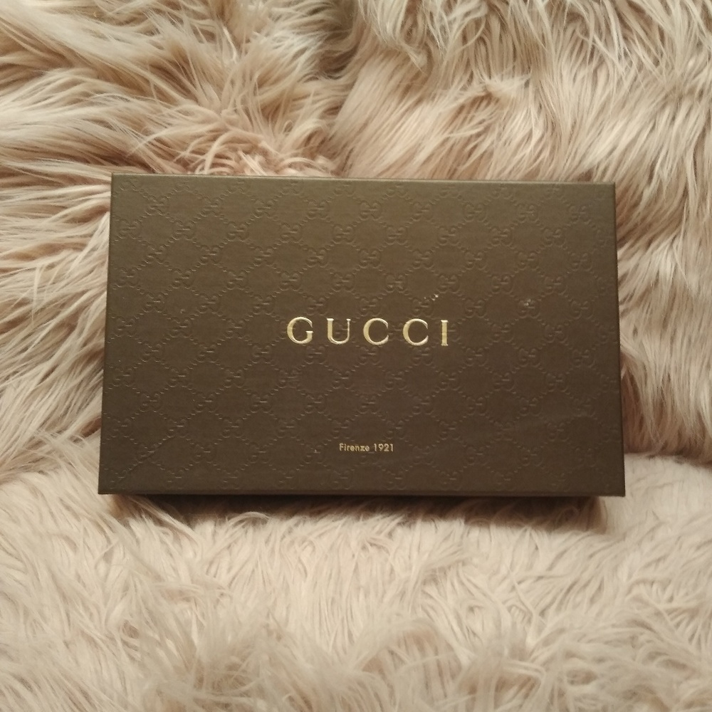 GUCCI SHOE BOX
